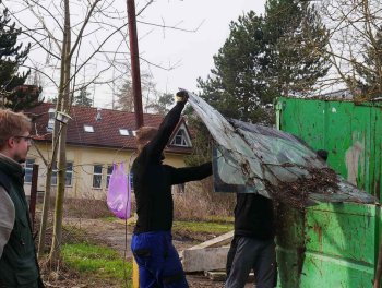 Komunitní pátio: Společná práce a podpora Nadace Partnerství obr. 161