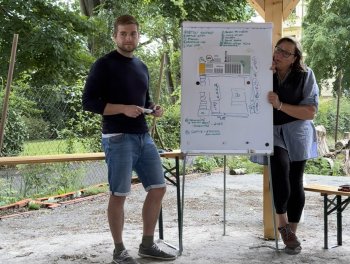 Hlásíme dokončení zahradního altánu obr. 219