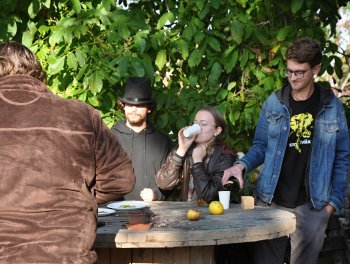 Ohlédnutí za podzimní slavností v komunitní zahradě. obr. 300