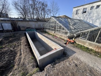 Nadace Partnerství podpořila záchyt dešťové vody v komunitní zahradě v Chrudimi. obr. 361