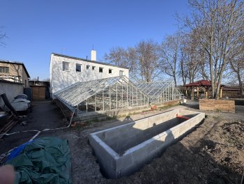 Nadace Partnerství podpořila záchyt dešťové vody v komunitní zahradě v Chrudimi. obr. 362